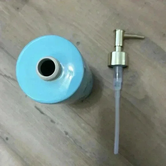 Disney Holiday Christmas lotion pump featuring Santa Mickey and Minnie EUC - Picture 7 of 9